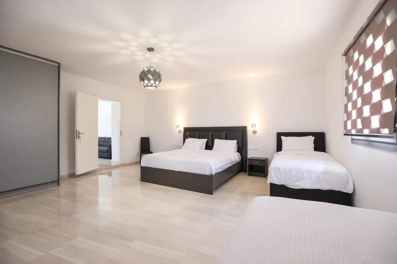 Villa The George With Private Pool, Close To - Chora *