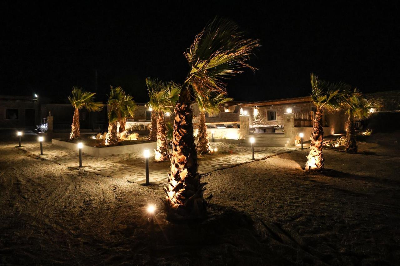 The George With Private Pool, Close To - Chora *