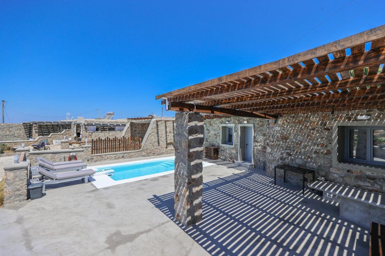 The George With Private Pool, Close To - Chora